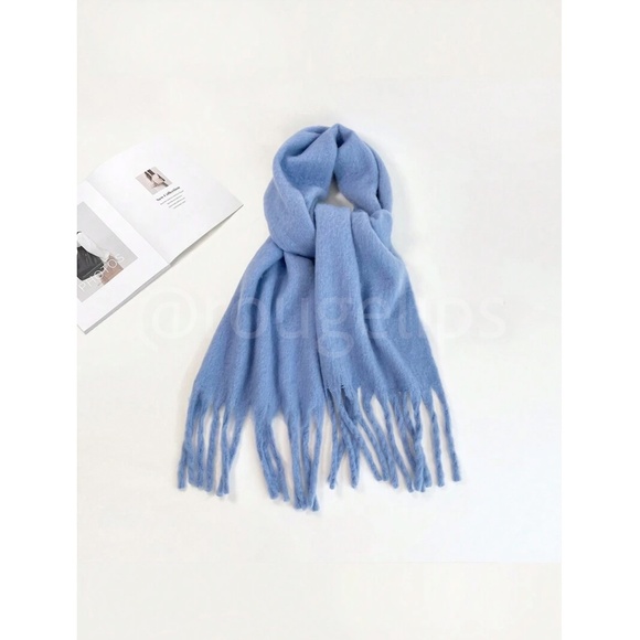 Blue Wide Shawl Scarf With Tassels Fuzzy Knit - Picture 7 of 12